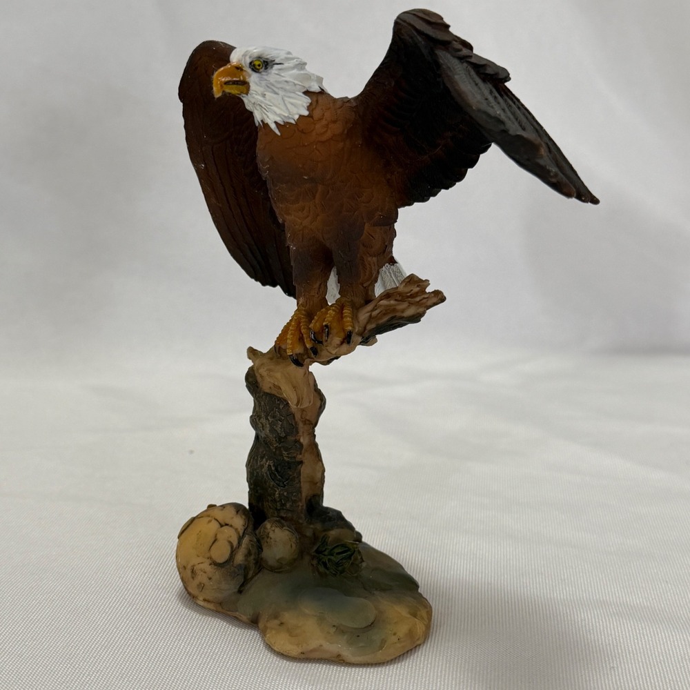 Vintage Bald Eagle Figurine Southwestern Reflection Rustic Cabin Lodge Decor